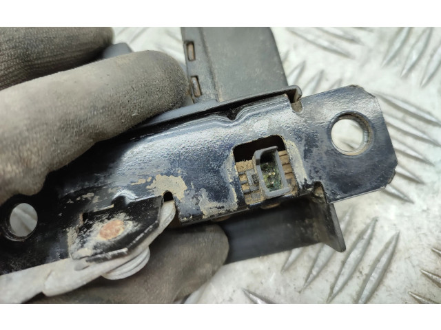 Zámek zadních dveří 2K0827505J Volkswagen Caddy 2013