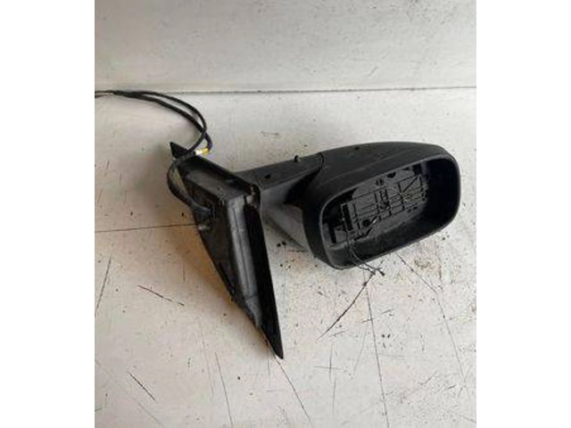 Зеркало электрическое        Volvo V50  2004 - 2007 года   