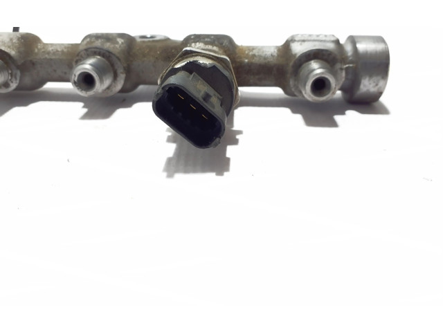 Vstřikovací lišta 8200600206 Renault Espace - Grand espace IV F9Q 820