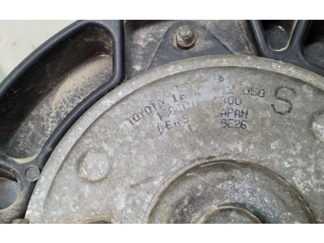 Вентилятор радиатора     1636328160, 1680009130    Toyota Corolla Verso E121 2.0