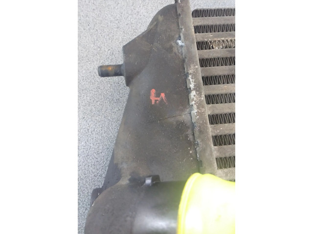 Интеркулер  13620-68L51   Suzuki Swift 