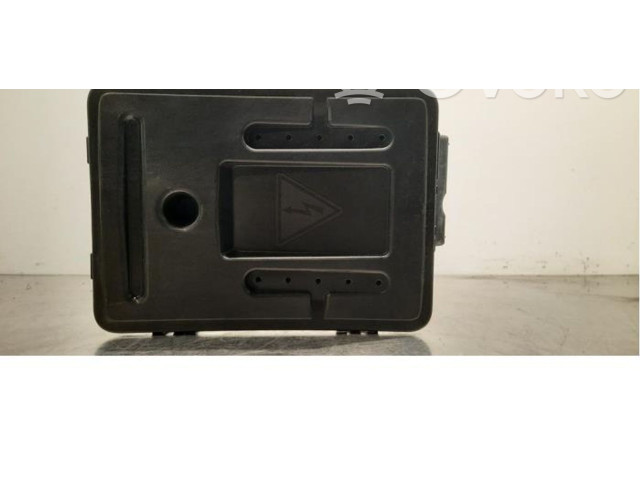 Блок предохранителей     Renault Clio V    