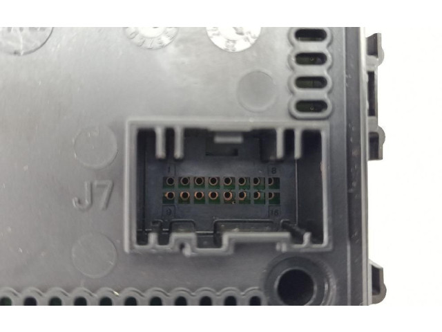 Pojistková skříňka NU5T15604ECAG Ford Transit Custom 2012