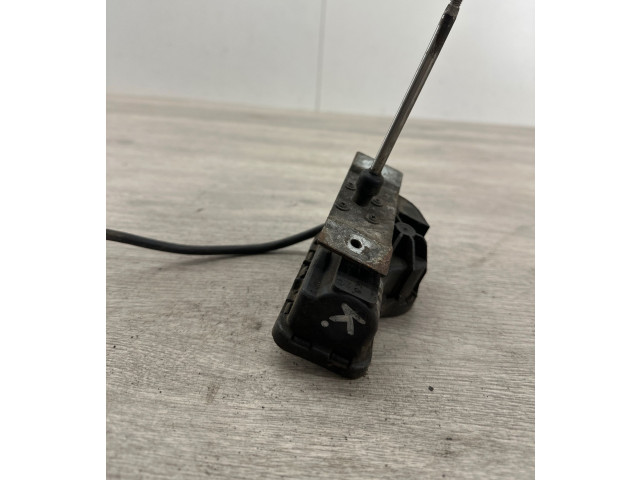 Моторчик стеклоочистителя     Volvo V70