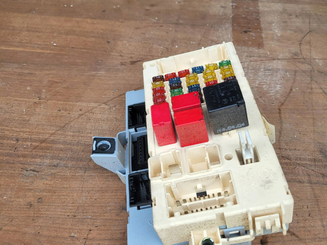 Pojistková skříňka 51711824, 501209550060 Fiat Stilo 2002