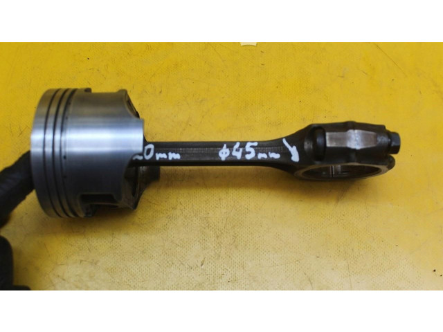  Поршень с шатуном  69G0  Suzuki Ignis  