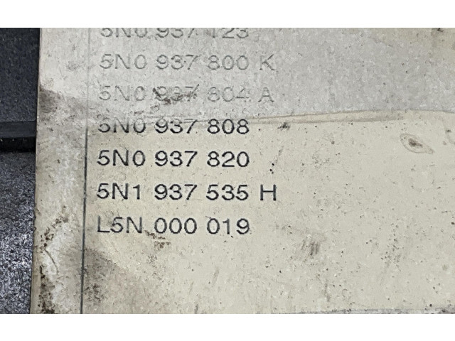   Pojistková skříňka 5N0937123, 5N0937123   Volkswagen Tiguan 