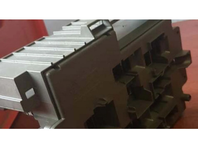 Блок предохранителей 9119446 BMW 1 E81 E87