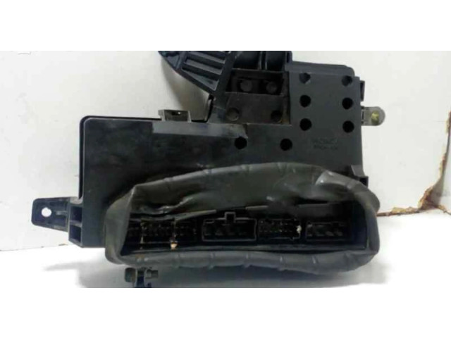 Блок предохранителей 3825ASN7G101   Rover 600    