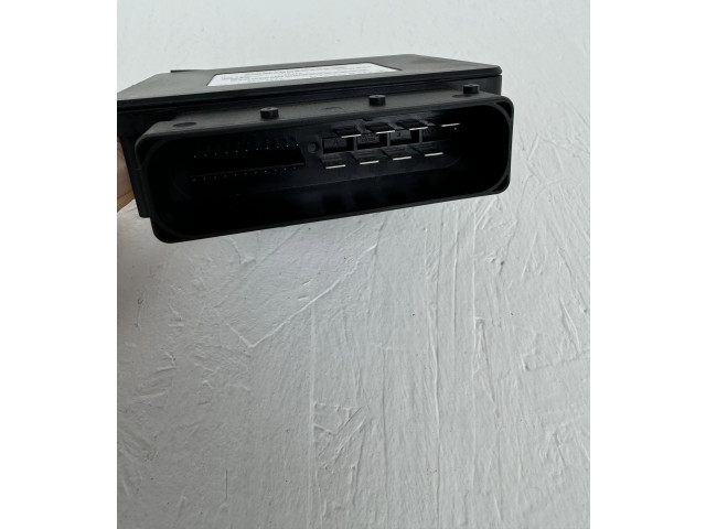 Модуль управления ручным тормозом 31341542   Volvo S60