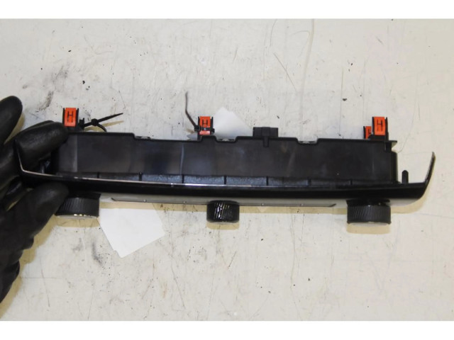 Блок управления климат-контролем    Jeep Compass