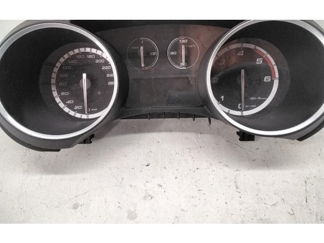 Панель приборов 50521957, 50521957 Alfa Romeo Giulietta