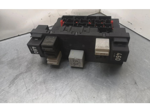 Блок предохранителей 3C0937049, 3C0937049 Volkswagen Caddy