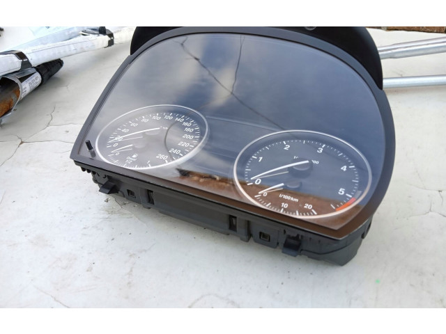 Přístrojová deska  BMW X1 E84 2011 9242371, 14369510  