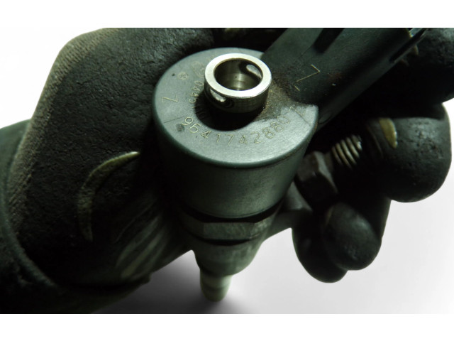 Vstřikovač 9641742880, 0445110076 Peugeot 307