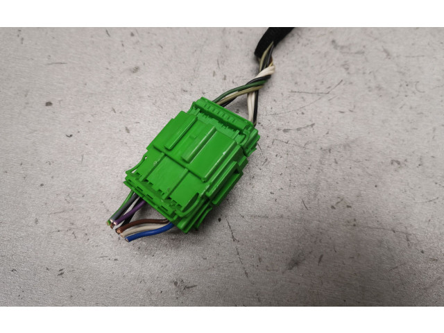 Зеркало электрическое        Volvo S80  2004 - 2006 года   