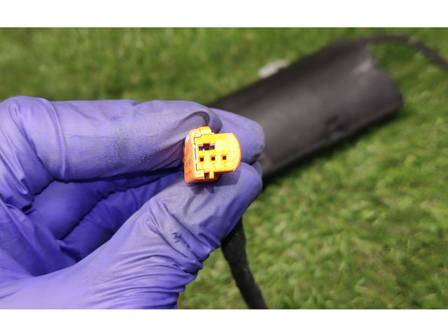 Подушка безопасности в сиденье 4B9880442   Audi A6 S6 C5 4B