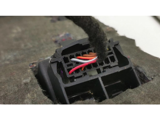 Отделочный щит панели (нижний)