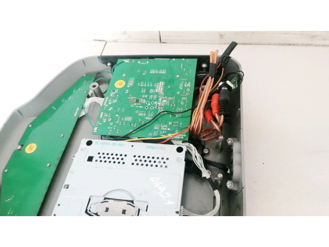 Дисплей Mercedes-Benz R W251