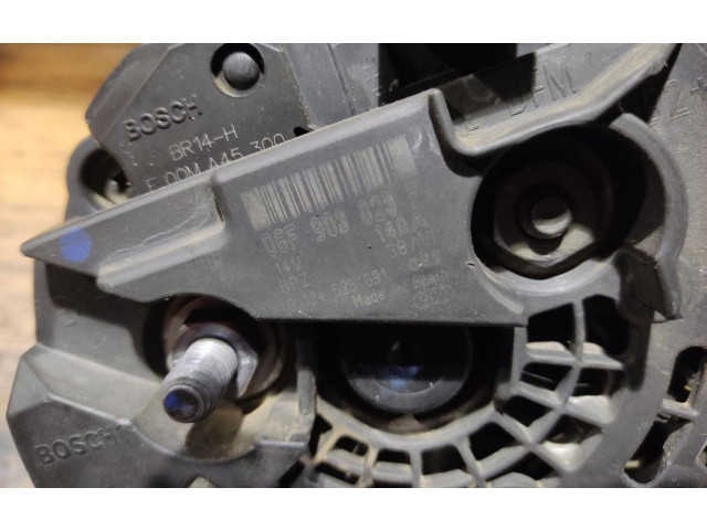 Генератор 06F903023F Volkswagen Caddy