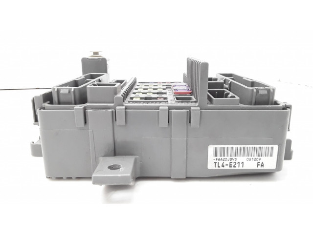 Блок предохранителей TL4E211 Honda Accord