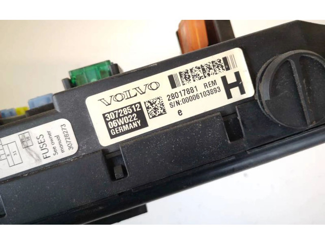 Блок комфорта 30728512, 28017881   Volvo XC90   
