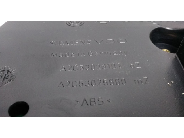 Панель приборов 2K0920841A Volkswagen Caddy