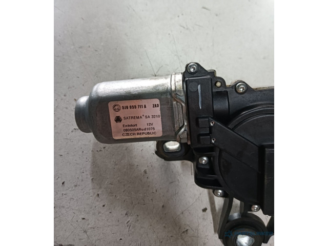 Турбина Двигатель стеклоочистителя заднего стекла Skoda Fabia Mk2 (5J)  5j9955711a         