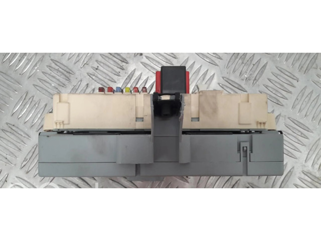 Блок предохранителей Alfa Romeo 166