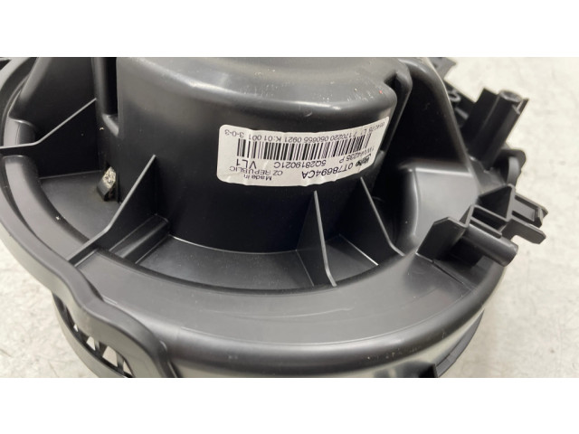 Вентилятор печки 5Q2819021C Audi Q3 F3