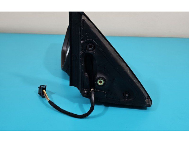 Зеркало электрическое Skoda Fabia Mk3 (NJ) 2015 - 2021 года