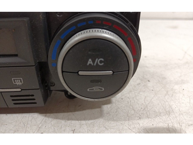 Блок управления климат-контролем    KIA Ceed