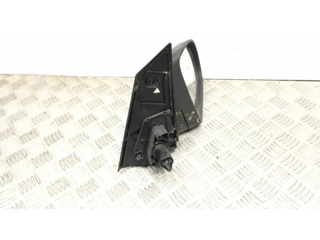 Зеркало электрическое правое Mitsubishi Colt 2004-2008 года