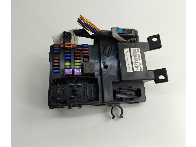 Pojistková skříňka 919544D280 KIA Carnival 2007