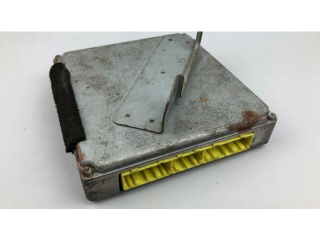 Řídící jednotka 22611AA360   Subaru Legacy 1991