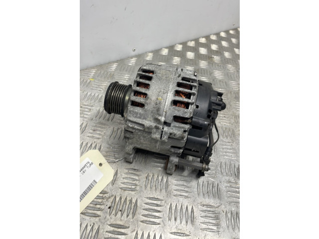 Генератор 03L903023 Volkswagen Golf VI