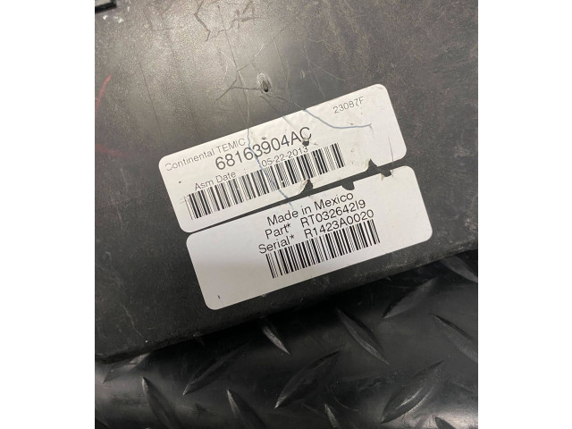 Pojistková skříňka 68163904AC Chrysler Town & Country 2013