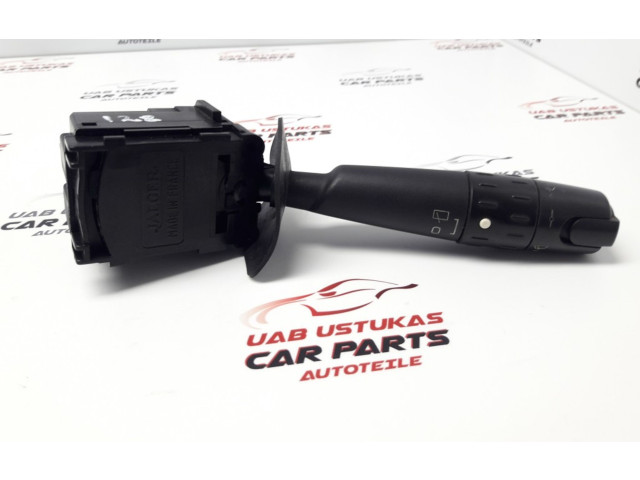 Ручка стеклоочистителей