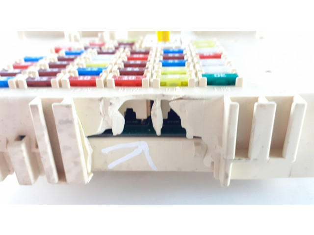 Блок предохранителей 91950A2030   KIA Ceed    