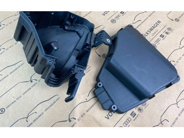   Pojistková skříňka 4H0937118   Audi A8 S8 D4 4H 2012