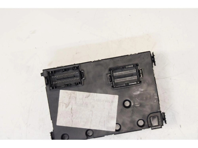 Блок предохранителей    Jeep Renegade    