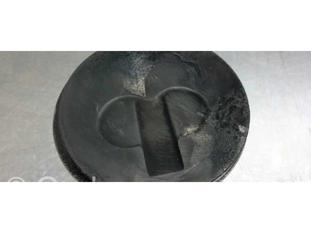 Píst    Fiat Punto Evo  pro naftový motor 1.9 188A3000 