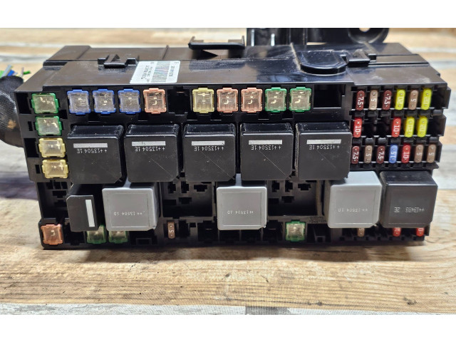 Блок предохранителей 71547483, BK2T14A175 Ford Transit Custom