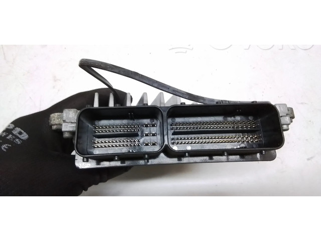 Блок управления двигателя     30729999    Volvo XC90 