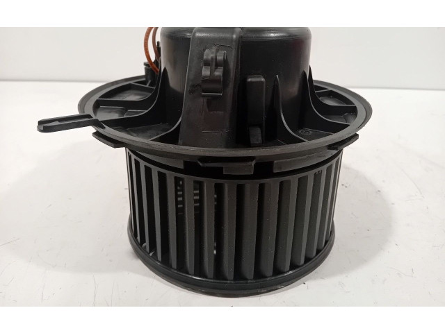 Вентилятор печки       Skoda Yeti (5L)