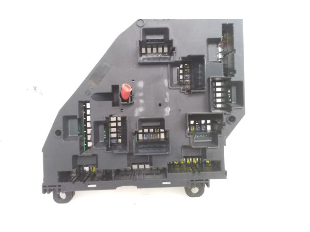 Блок предохранителей 9210860 BMW X3 F25