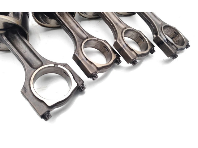 Píst N47D20A BMW 1 E81 E87 N47D20A;N47D20C