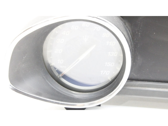 Přístrojová deska Maserati Quattroporte 2017 670100136