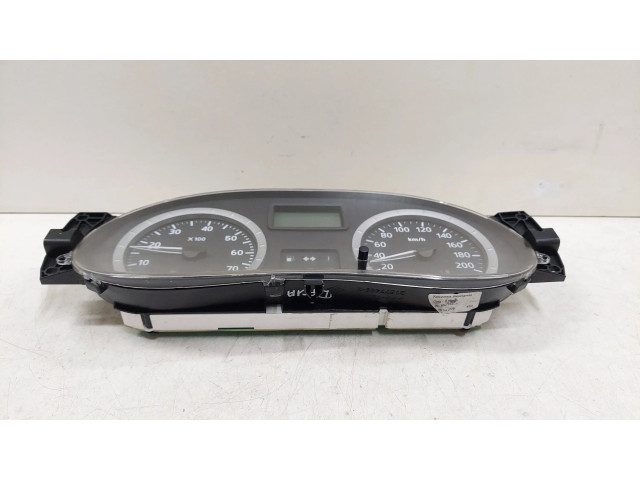 Панель приборов 216774992, 21677499 Dacia Logan I