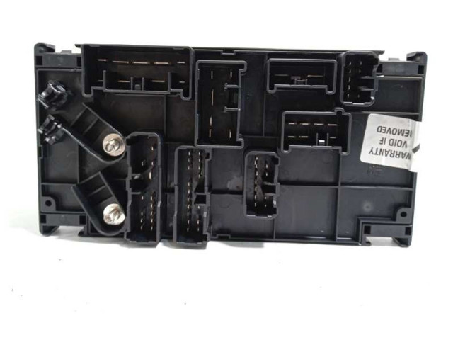 Pojistková skříňka Řídící jednotka BSM 82241AG070 Subaru Legacy 2009